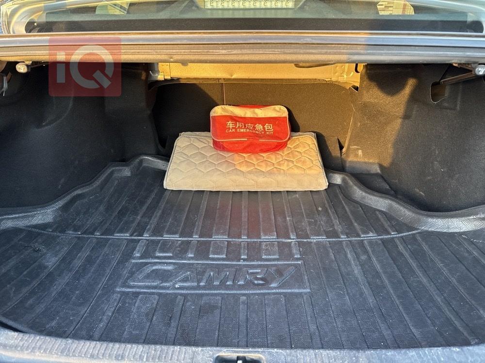 تۆیۆتا کامری